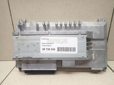 81A035223 Усилитель VAG Superb 2015