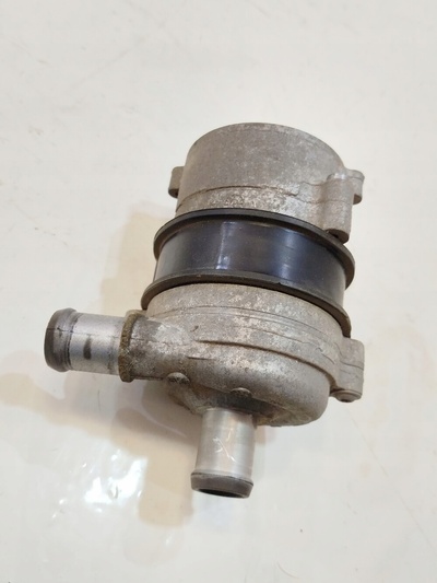 4H0965567A насос радиатора audi a4 b9 2.0 tdi