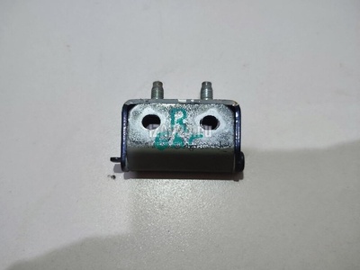 90400EY10A Петля двери багажника Nissan Qashqai (J11) 2014