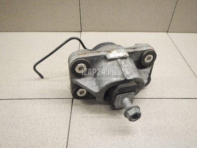 LR057632 Опора двигателя Land Rover Discovery V 2017