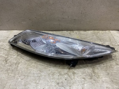 261201KL0B Габарит правый nissan Juke F15 С ДЕФЕКТОМ 261201KL0C 261201KL0A