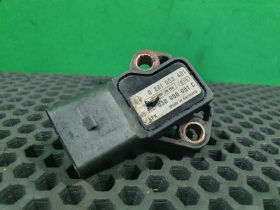 038906051C Датчик абсолютного давления Volkswagen Touran 1 2009 038 906 051 C