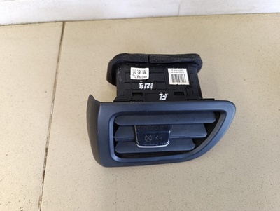974604X000WK Дефлектор воздушный KIA RIO 2011-2017