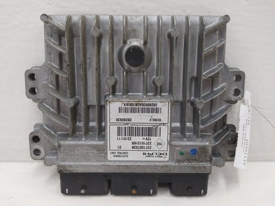 237100703R Блок управления двигателем Renault Logan (2007-2012) 2010