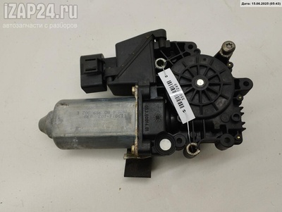 4B0959802E Моторчик стеклоподъемника передний правый Audi A6 C5 (1997-2005) 1998