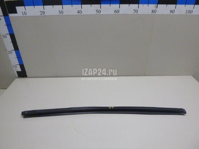 82231D2000 Уплотнитель стекла двери Hyundai-Kia G90 2016