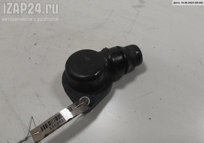 038121144A Фланец (тройник) системы охлаждения Volkswagen Passat B5+ (GP) 2005