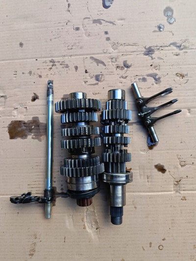 3223213f4isport кпп honda cbr 600 f4i 2001-2006 спорт повреждена