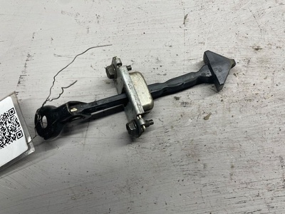 KD5358270 Ограничитель открывания двери задней Mazda CX-5 1 2012 ,A