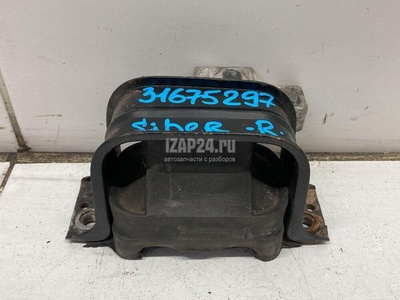 PSE3983 Опора двигателя правая Patron Stratus/Cirrus 2001