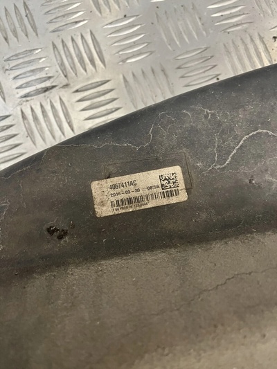 8W0131879BB бачёк adblue audi a4 b9 15- 2.0 tdi