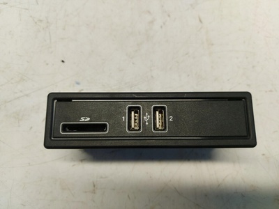 A2058200526 Мерседес w447 v220d вито порт usb