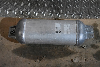 6878492 bmw g05 g07 бачёк давления воздушный