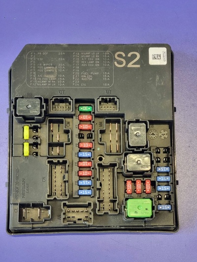 284B71TT2B nissan juke i f15 блок 284b7-1tt2b блок управления комфорта