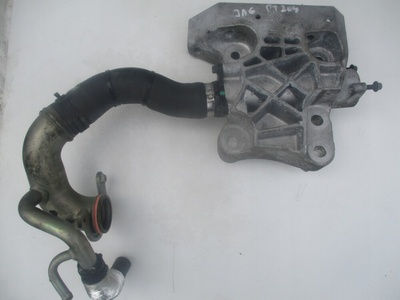 GJ326030AA лапа двигателя ягуар xe xj range land rover 2.0 b