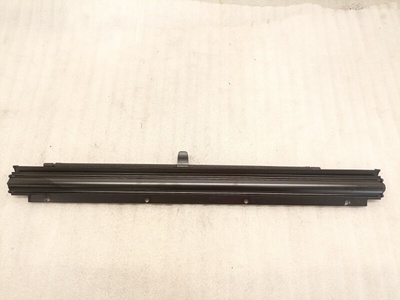 4F9861334A Шторка солнцезащитная Audi A6 C6
