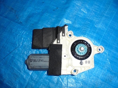 Моторчик стекло левый задняя seat altea 5p0839461a