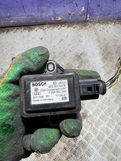 8E0907637A Датчик ускорения Audi A4 B6 2002 , 0265005245