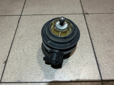 4B3199379B 4B3199379C PODUSZKA SILNIKA LEWA AUDI A6 S6 C5 4.2 V8 подушка двигателя левая audi a6 s6 c5 4.2 v8