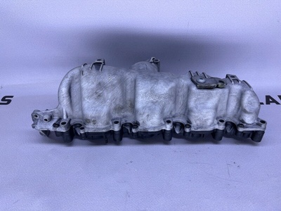03L129711E Коллектор впускной Audi A4 B8