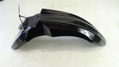10013370 suzuki доктор 125 sm 09 крыло подкрылок передняя