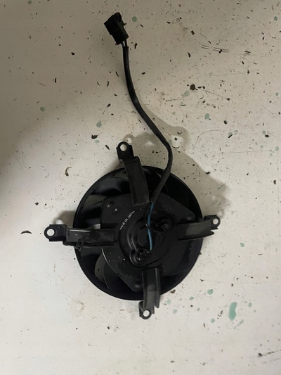 936826034538440 yamaha fzs fazer 600 00-01 вентилятор мельница радиатора