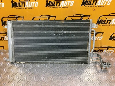8C0816411B Радиатор кондиционера Skoda Rapid 1 2013-2020
