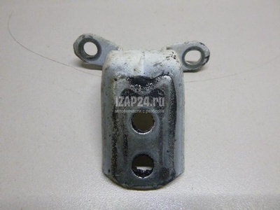 824202F030 Петля двери Nissan Primera P11E (1996 - 2002)