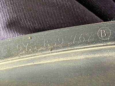 9Y3839762B Уплотнитель Porsche Cayenne III (2017—2023) 2019