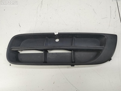 5J0807367 Решетка (заглушка) в бампер Перед. Лев. Skoda Roomster 2009