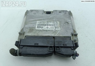 06A906018n Блок управления двигателем (ДВС) Audi A3 8L (1996-2003) 1999