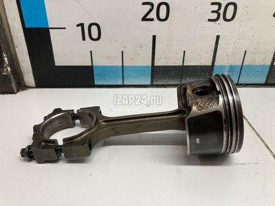 L8Y111010 Поршень с шатуном Mazda Mazda 5 (CR) (2005 - 2010)