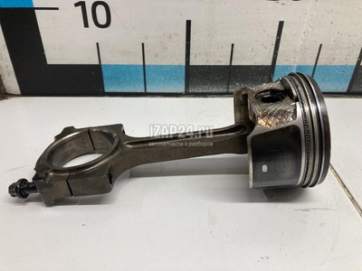 L8Y111010 Поршень с шатуном Mazda Mazda 5 (CR) (2005 - 2010)