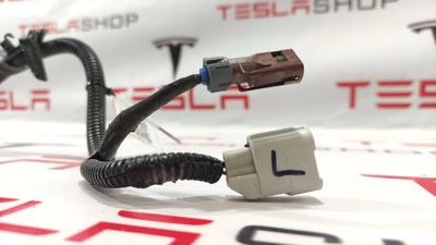 106796401F Разъем (фишка) проводки Tesla Model 3 2022 1067964-01-F,3067964-02-C