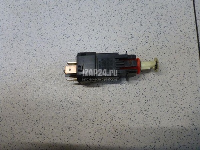 6240289 Датчик включения стопсигнала GM Corsa C (2000 - 2006)