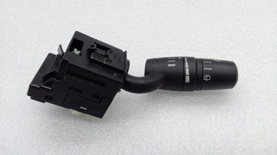 KD4766128 Переключатель стеклоочистителей подрулевой Mazda CX-5 KE 2011-2017 , KD47-66-128