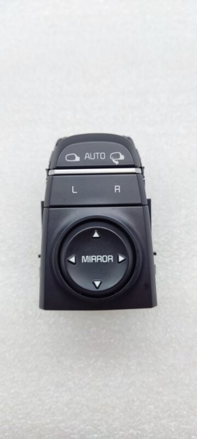 93530D4010 Переключатель регулировки зеркала Kia Optima JF 2019