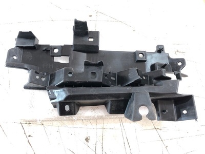 GW6T103JHR Кронштейн бампера Mazda Mazda6 GJ/GL 2013-2022