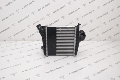 4M0145804BR Радиатор интеркуллера RH Audi Q7 4M 2015