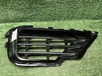 7P6854662D041 Решетка перед бампера Vw Touareg 2 Nf (2014-2018)