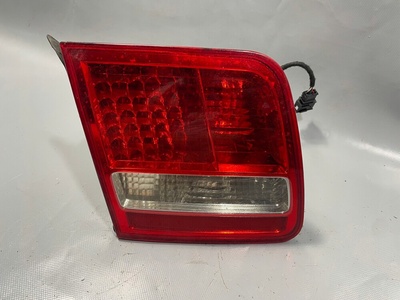 4E0945093C Фара светодиодный в крышку левый задняя audi a8 d3