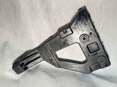 4F0807227 кронштейн крепления бампера переднего левый Audi A6 4F/C6