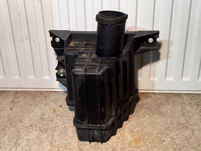 L3BT13320 корпус воздушногo фильтра Mazda CX-7 L3BT-13-320,13320K3804,L33E-13-320A,L3BT-13-320B