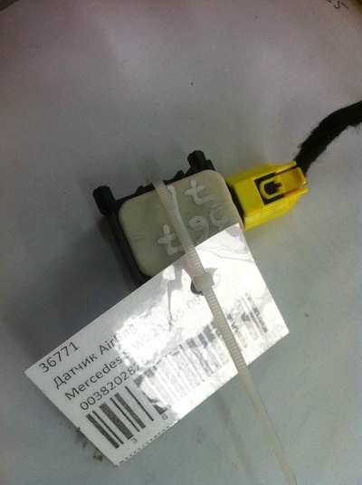 A00382028266 Датчик удара Mercedes ML W164 2008 ,A0038202826
