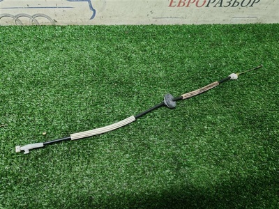 7L6837085B трос открывания двери VW Touareg 2002-2010 25.11.2005