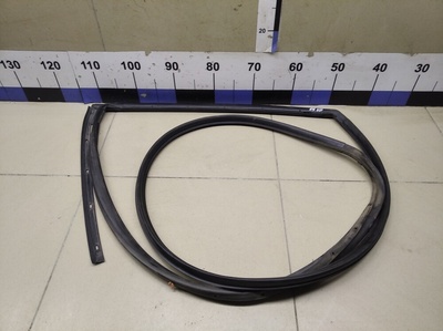 831402R000 Уплотнитель двери HYUNDAI i30 2007-2012