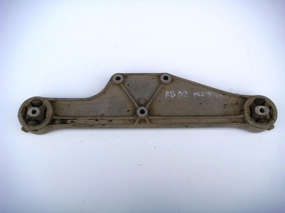 4D0599285 кронштейн редуктора AUDI A8 (D2) 1994-2003 AUDI A8 (D2) 1994-2003 1999 , F,