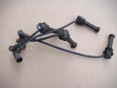 301010 провод в/вольтный FORD C-MAX 2003-2007 FORD C-MAX 2003-2007 2005 , Совместимые OEM номера ,,P,52079425AC ,52079425AE,61010,JP000147,JP0147,RA2263C
