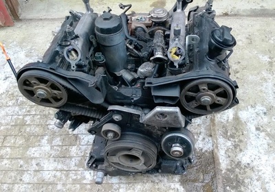 059100098AX двигатель (двс) AUDI A6 (C5) 1997-2004 AUDI A6 (C5) 1997-2004 1998 Название двигателя 2.5 AFB ,