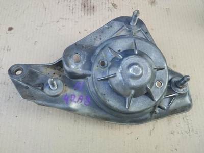 4D0412392C кронштейн амортизатора AUDI A8 (D2) 1994-2003 AUDI A8 (D2) 1994-2003 1995 ,
